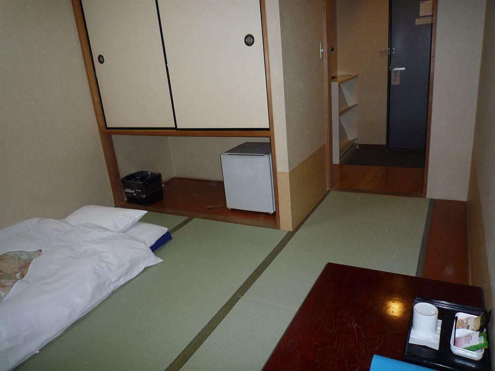 Annex Katsutaro Ryokan Токио Екстериор снимка