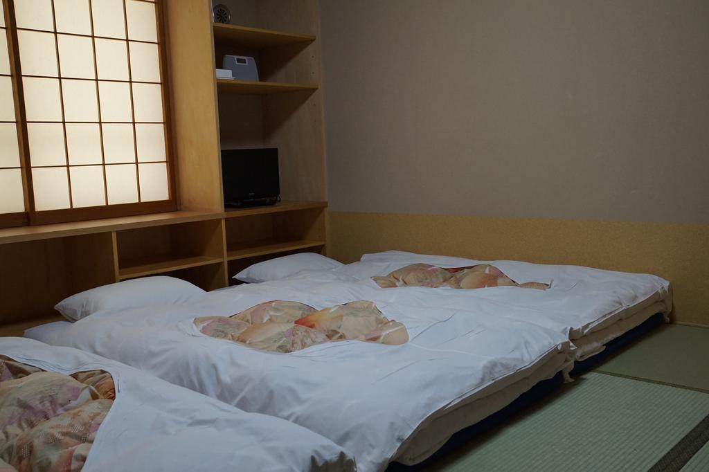 Annex Katsutaro Ryokan Hotel Токио Екстериор снимка