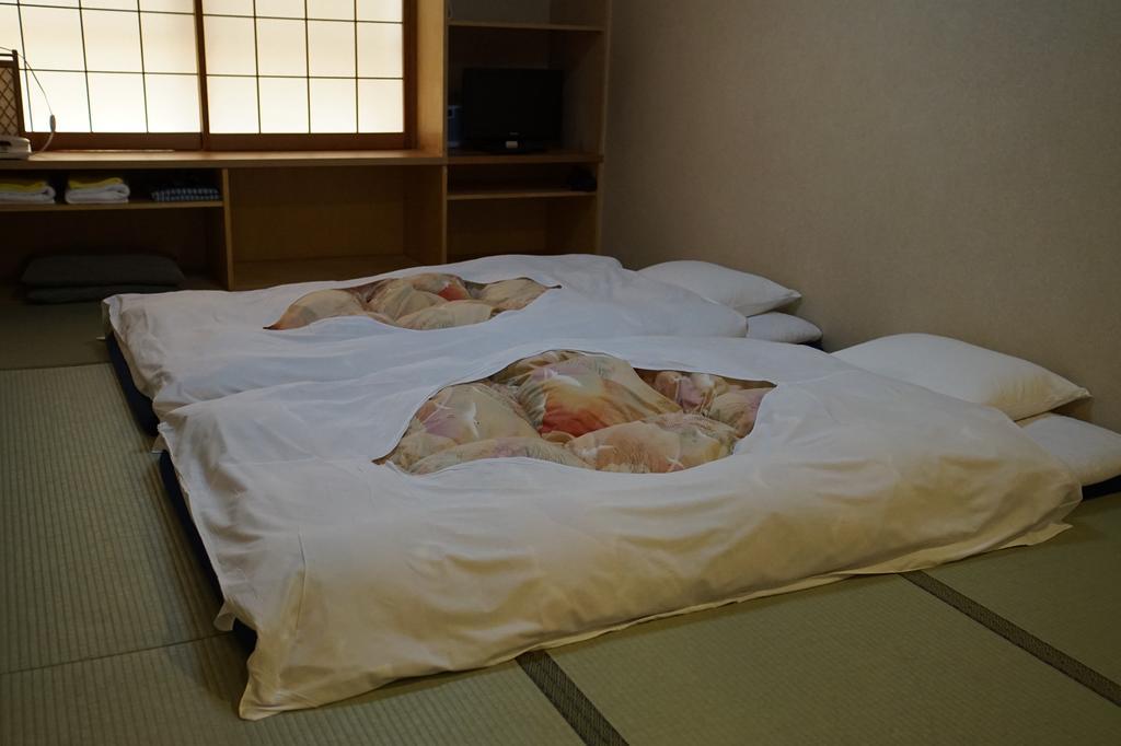 Annex Katsutaro Ryokan Токио Екстериор снимка