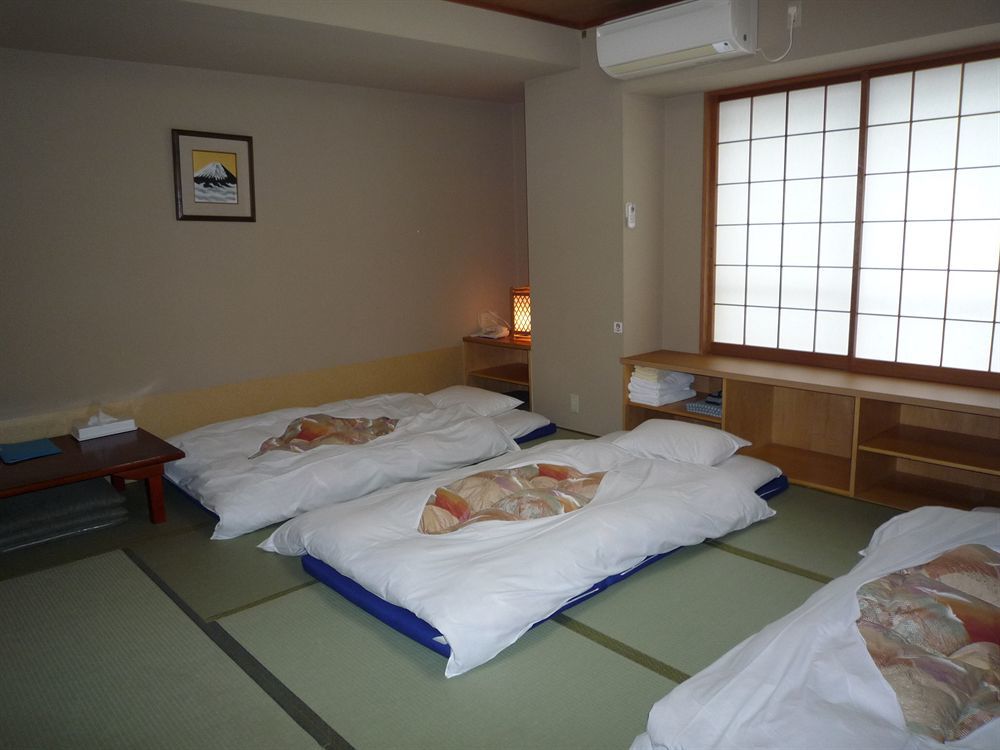 Annex Katsutaro Ryokan Токио Екстериор снимка