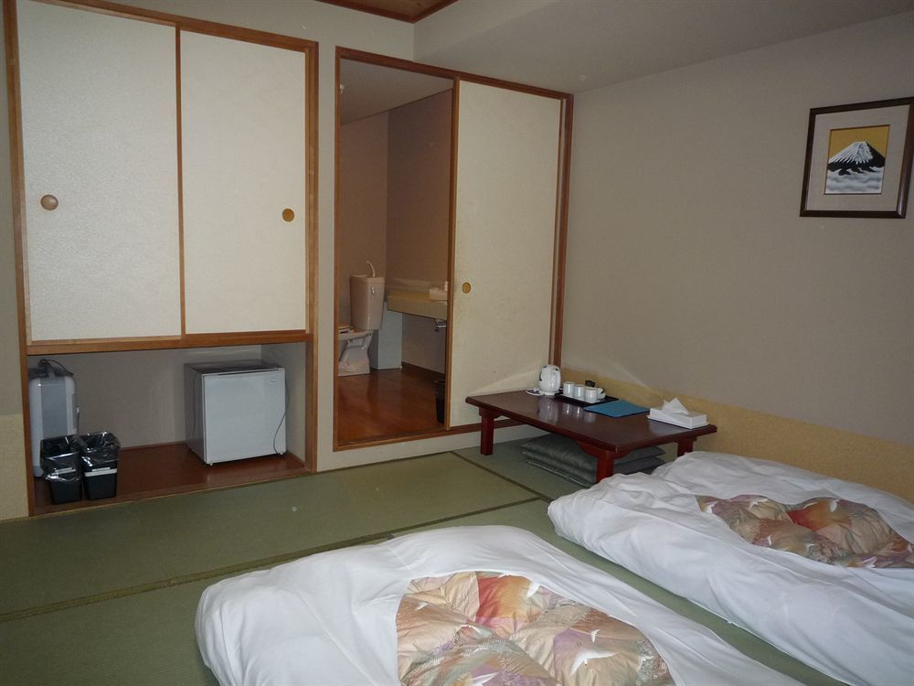 Annex Katsutaro Ryokan Hotel Токио Екстериор снимка