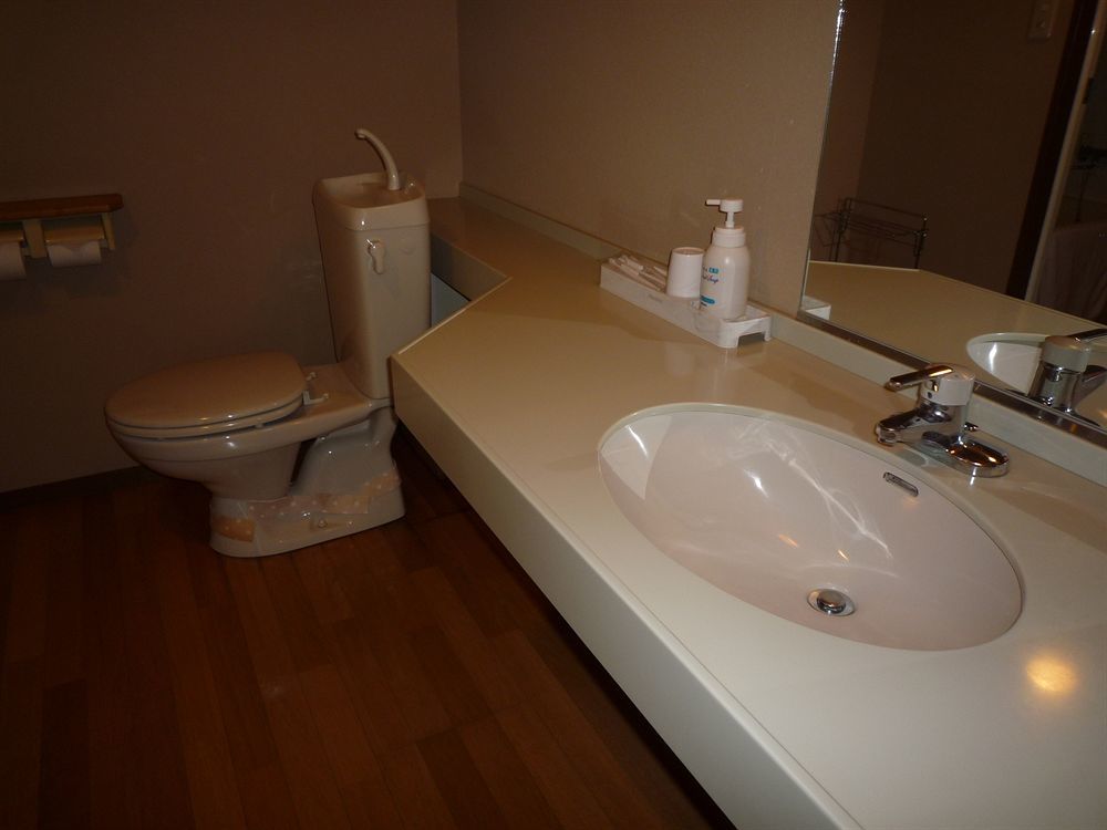 Annex Katsutaro Ryokan Токио Екстериор снимка