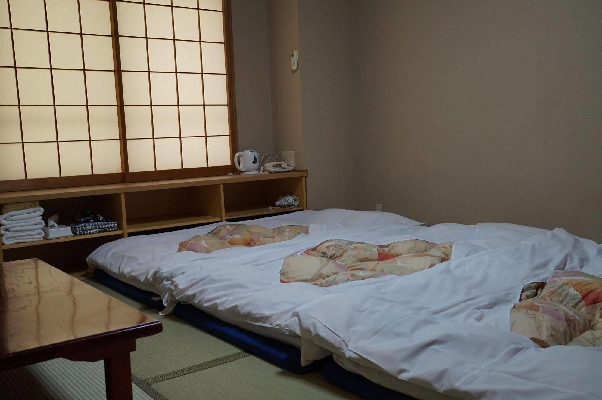 Annex Katsutaro Ryokan Hotel Токио Екстериор снимка